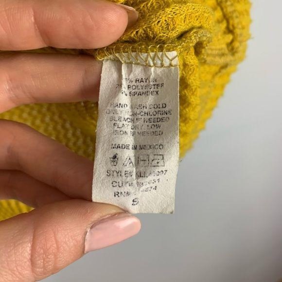 Anthropologie Pleione Yellow Waffle Knit Sweater S - Picture 8 of 8